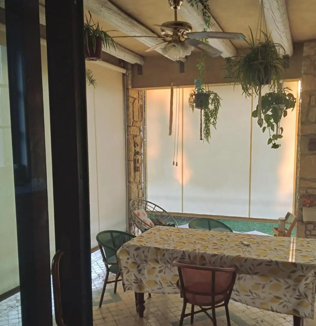 Lemon Villa Family Rooms Cavalcaselle Accommodatie bij particulieren