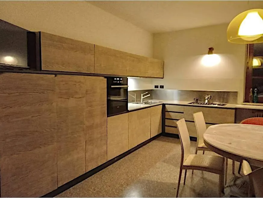 Lemon Villa Family Rooms Cavalcaselle Homestay